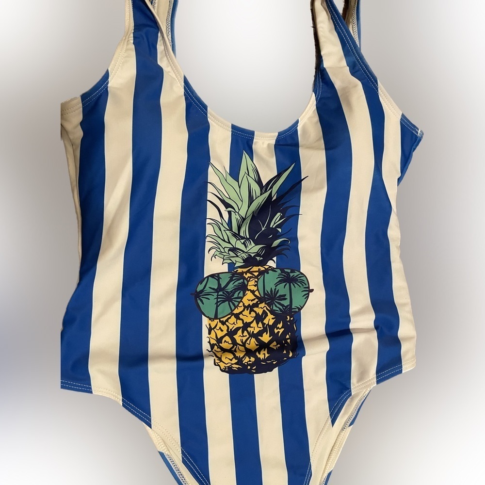 Patpat Pineapple One piece Swimsuit Bathing Suit Size Medium NWT - Picture 2 of 3